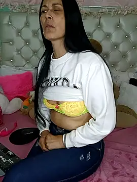 ZARAY 1118 online show from 11, 1, 2026