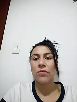 vanessa-titisM online show from 25, 10, 2025