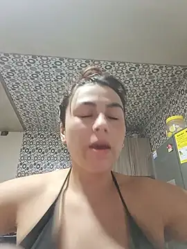 Snapshot of vanessa-titisM chatting on 14, 6, 2026 vanessa-titisM online show from 14, 6, 2026