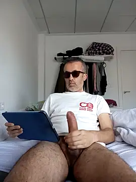 EmilioTaladdro online show from 13, 4, 2026