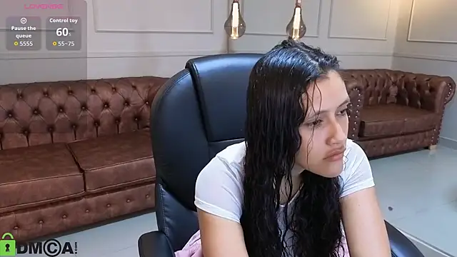 ArielBlossom    online show from 14, 10, 2025