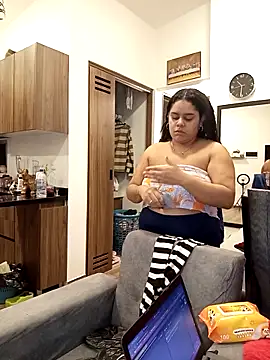 Snapshot of Anabelle_00_ chatting on 18, 10, 2025 Anabelle 00 online show from 18, 10, 2025