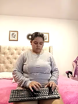 Snapshot of Anabelle_00_ chatting on 25, 10, 2025 Anabelle 00 online show from 25, 10, 2025