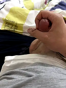 Snapshot of LAZ3R1 chatting on 18, 10, 2025 LAZ3R1 online show from 18, 10, 2025