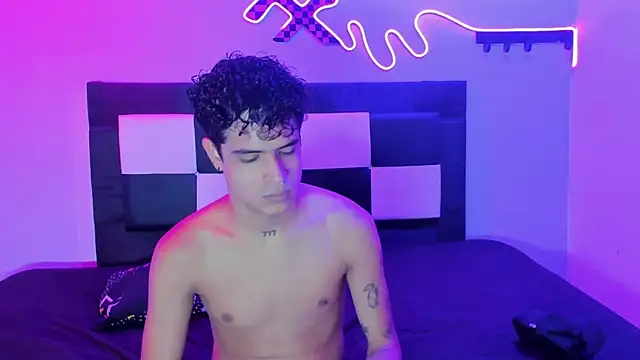 Lucky boys  X online show from 29, 4, 2026