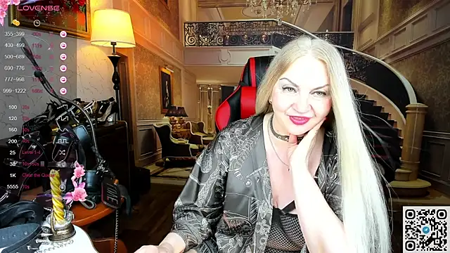 Nina Devillle online show from 16, 4, 2026