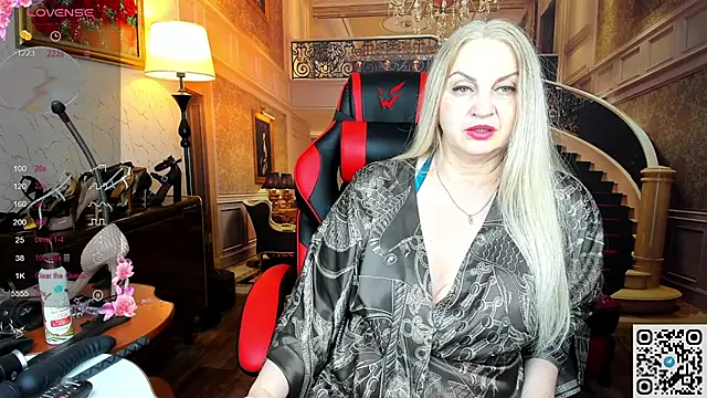 Nina Devillle online show from 21, 5, 2026