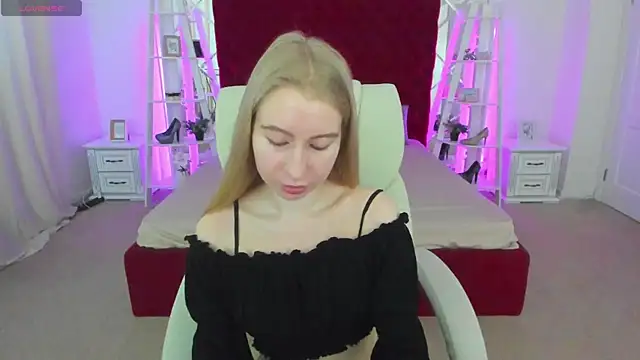 Alina Blonde online show from 7, 6, 2026
