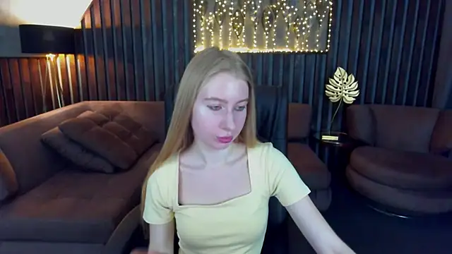 Alina Blonde online show from 11, 6, 2026