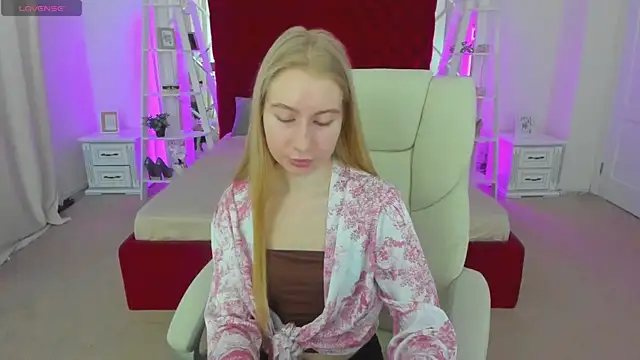 Alina Blonde online show from 14, 6, 2026
