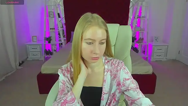 Alina Blonde online show from 16, 6, 2026