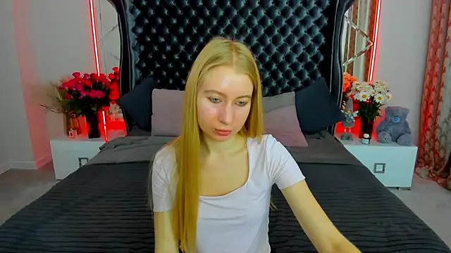 Alina Blonde online show from 27, 6, 2026