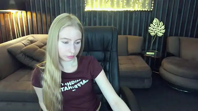Alina Blonde online show from 7, 7, 2026