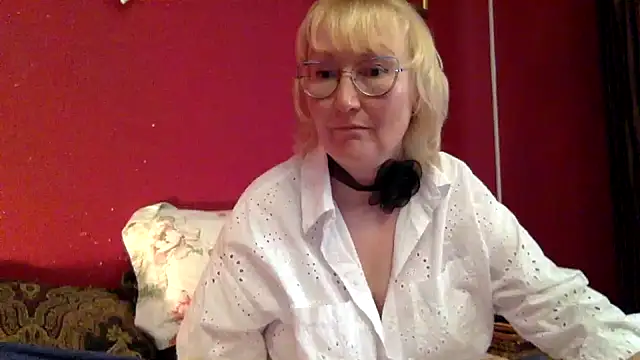 Zeyona online show from 23, 7, 2026