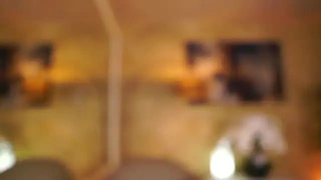 Snapshot of YuliaDesirevska chatting on 25, 10, 2025 YuliaDesirevska online show from 25, 10, 2025