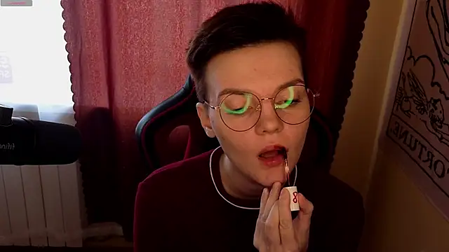 KrisNeal online show from 5, 10, 2025