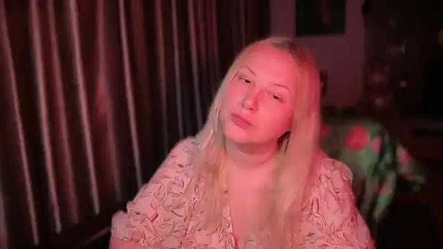 Snapshot of BikiHellena chatting on 18, 7, 2026 BikiHellena online show from 18, 7, 2026