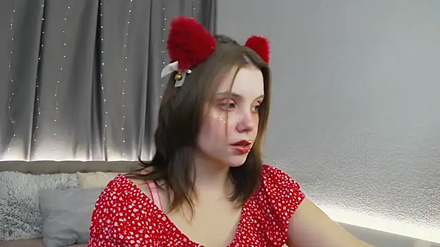 Snapshot of SoftLolli chatting on 24, 9, 2025 SoftLolli online show from 24, 9, 2025