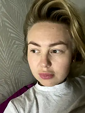 MartaLuna  online show from 30, 10, 2025