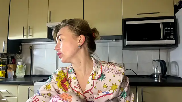 MartaLuna  online show from 25, 3, 2026