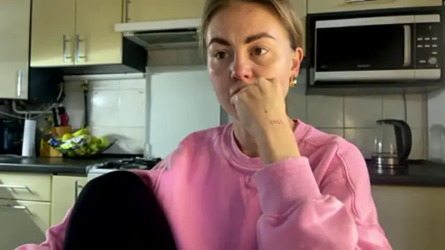 MartaLuna  online show from 25, 4, 2026