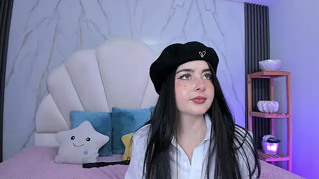 Ashleypetit online show from 25, 4, 2026