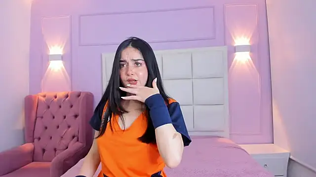 Ashleypetit online show from 26, 4, 2026