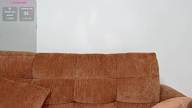 Snapshot of qiqi-2025 chatting on 14, 2, 2026 qiqi-2025 online show from 14, 2, 2026