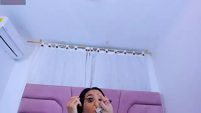 miajhonsonx online show from 27, 2, 2026