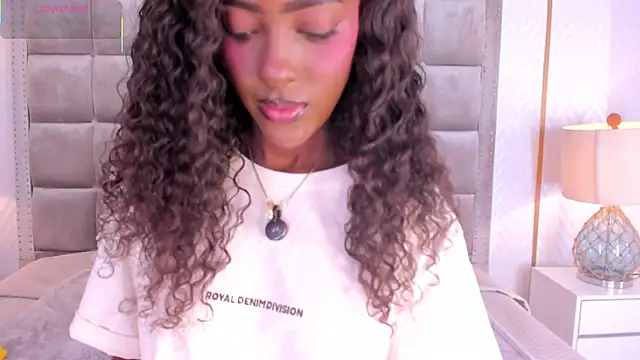 Snapshot of DakotaWangi chatting on 8, 7, 2026 DakotaWangi online show from 8, 7, 2026
