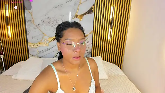 ValeryCortezm online show from 20, 9, 2025