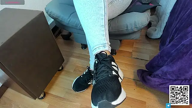 Shantal  G online show from 5, 3, 2026