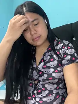 April Becker online show from 24, 4, 2026