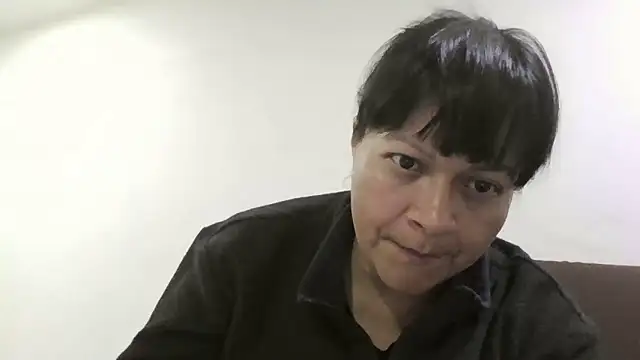 adri89-g online show from 1, 5, 2026
