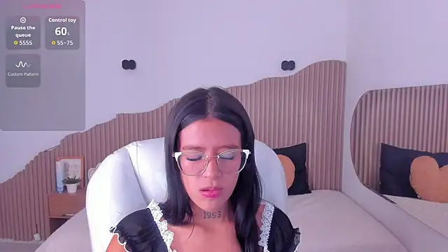 Iris8  online show from 9, 6, 2026