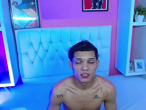 Snapshot of EL_VENEZOLANO_22CM chatting on 21, 9, 2025 EL VENEZOLANO 22CM online show from 21, 9, 2025