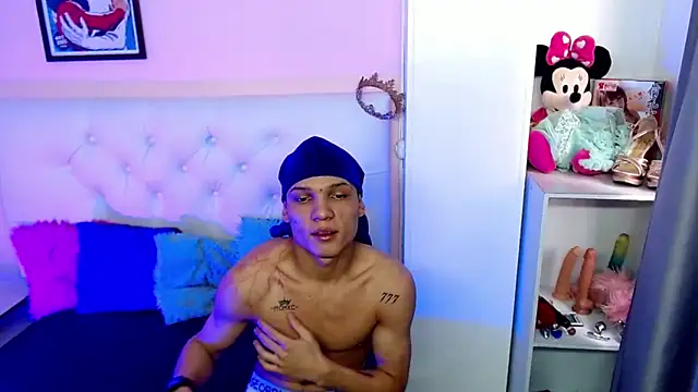 Snapshot of EL_VENEZOLANO_22CM chatting on 29, 9, 2025 EL VENEZOLANO 22CM online show from 29, 9, 2025