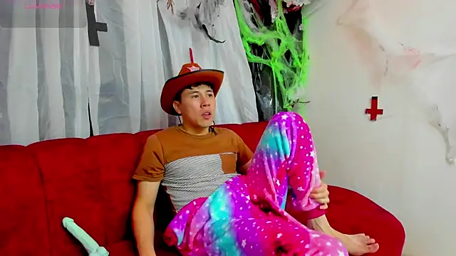 Nick Wolff online show from 26, 10, 2025