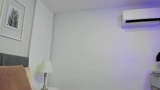 cherry skinny  online show from 25, 4, 2026