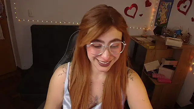 Snapshot of Miacatsito3 chatting on 19, 5, 2026 Miacatsito3 online show from 19, 5, 2026
