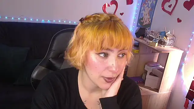 Snapshot of Miacatsito3 chatting on 9, 6, 2026 Miacatsito3 online show from 9, 6, 2026