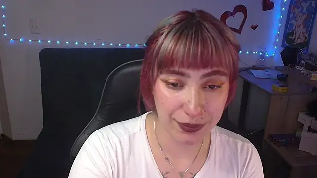 Miacatsito3 online show from 24, 7, 2026