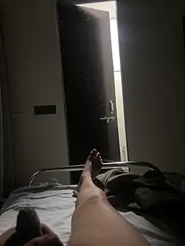 Snapshot of Adityashivani_143 chatting on 12, 11, 2025 Adityashivani 143 online show from 12, 11, 2025