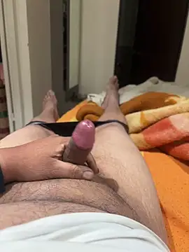 Snapshot of Adityashivani_143 chatting on 15, 12, 2025 Adityashivani 143 online show from 15, 12, 2025