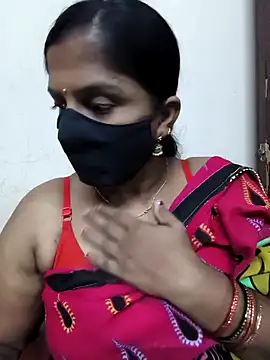 Snapshot of Sowjanya-telugu chatting on 26, 10, 2025 Sowjanya-telugu online show from 26, 10, 2025