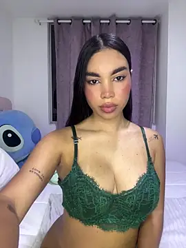 karolaalcendra online show from 13, 2, 2026