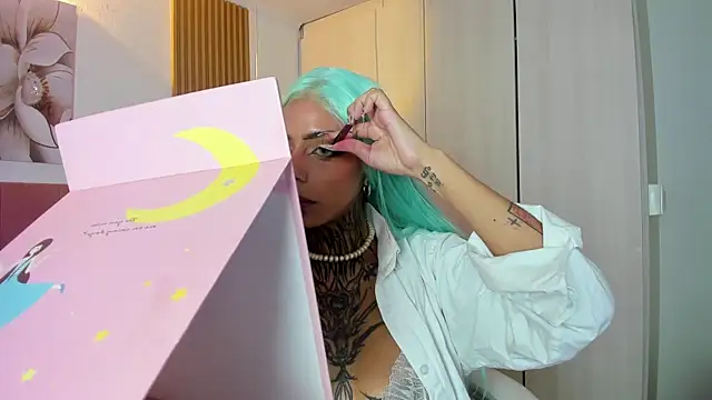 Snapshot of KoraRousee chatting on 3, 10, 2025 KoraRousee online show from 3, 10, 2025