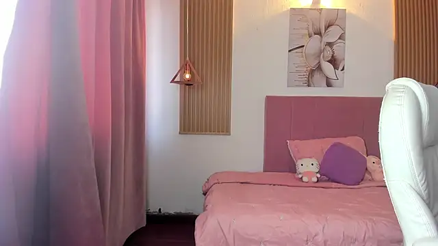 Snapshot of KoraRousee chatting on 21, 10, 2025 KoraRousee online show from 21, 10, 2025