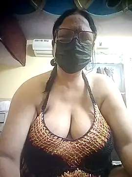 thehotlady online show from 22, 4, 2026