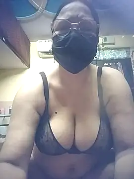 thehotlady online show from 23, 7, 2026
